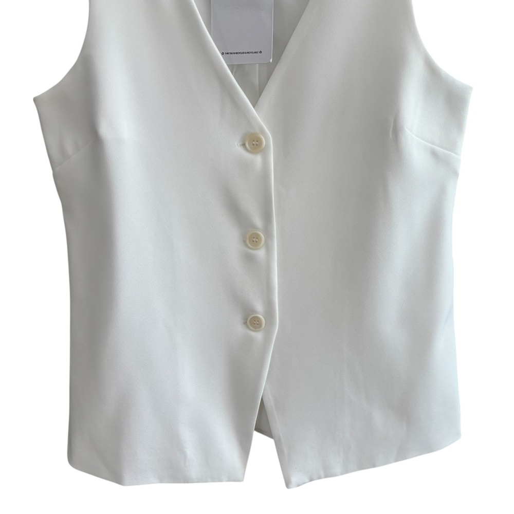 Princess Polly White Sleeveless Button Vest - Picture 4 of 10